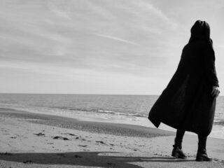 Manuela (21) heeft 10.000 euro schuld: "Ik moet me sterk houden voor mijn dochter"