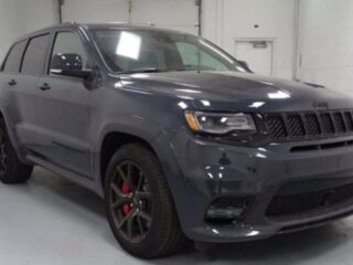 Politie waarschuwt voor 'Win een Jeep SRT'-actie op Facebook