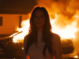 Maan dropt vurige video van 'Waar Ga Je Heen'