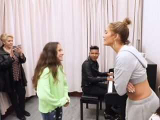 Dochter (11) Jennifer Lopez laat zangkunsten horen en het is prachtig