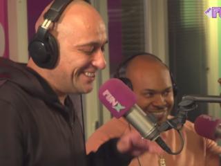 Next Level Autotune Challenge: 'Pony' zingen met sexy virtuele beelden