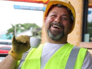 Vader wordt influencer 'om dochter te bewijzen hoe makkelijk het is'