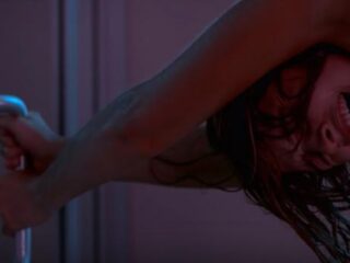 Nieuwe Netflix-horrorserie 'Chambers' belooft behoorlijk creepy te worden