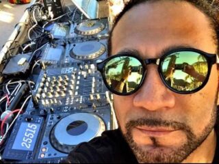 The MiX: Fai-Oz