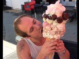 Deze gigantische ijsjes gaan viral!