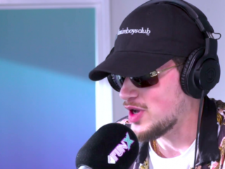 Vlexus brengt zomerse vibes tijdens sessie bij Youssef & Ouassima