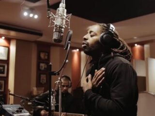 Kempi dropt zwoele Valentijnstrack 'Vienna'