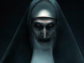 VIDEO: Deze duivelse non gaat je nachtmerries bezorgen