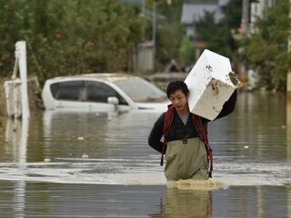 Minstens 40 doden en 120 gewonden door zware orkaan in Japan
