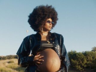 Ciara brengt ode aan de black culture in 'Rooted'