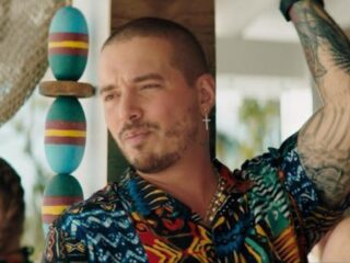 VIDEO: J Balvin moet zijn grote liefde delen in Ambiente