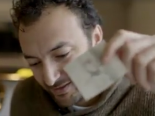 Nasrdin Dchar brengt vervolg op succesvolle theatershow OUMI