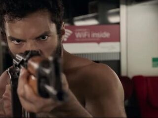 Clint Eastwood geeft hoofdrol aan inspirerende helden die terroristen overmeesterden in Thalys