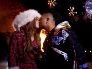 Ronnie Flex en Famke Louise komen samen op romantisch kerstnummer