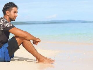 Youssef overwint gokverslaving en reist de wereld over