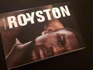 Royston Drenthe: ''Het zou zwak zijn om te zeggen dat vrouwen mijn carrière in de weg hebben gezeten''