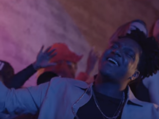 NIEUWE VIDEO: Jonna Fraser en Ronnie Flex zijn waar de 'Party' is