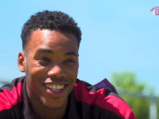 Garry Rodrigues over voetbal in Turkije: "Zo, het zijn fanatieke mensen!"