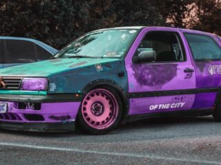 Race mee in de 'Hooptie Grand Prix' van FunX op YouTube!