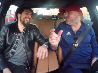 Voetballer Mokhtar openhartig over aanval van Turkse trainer op vliegveld