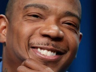 Vrijgesproken Ja Rule dropt nieuwe track: 'FYRE' over het mislukte festival