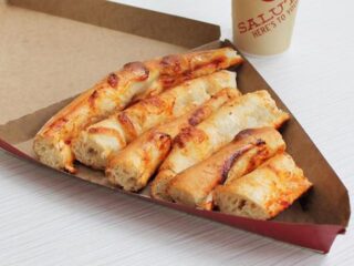 Pizzatent zet pizzakorstjes op het menu