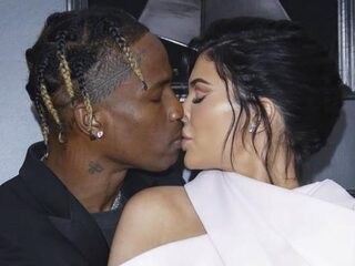 Deze Valentijnsverrassing van Travis Scott voor Kylie is insane!