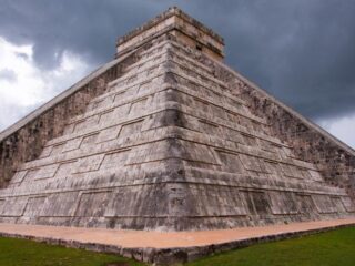 "De Maya's hebben nooit voorspeld dat de wereld zou vergaan"