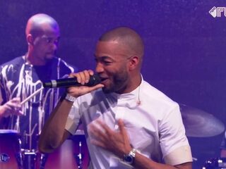 FunX Music Awards 2016: Jayh Jawson opent de show