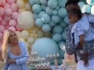 Zo vierden Khloe Kardashian en Tristan Thompson de 1e verjaardag van True