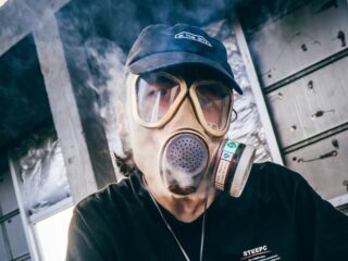 Een scheetjeswedstrijd in India moet het laten van puffen gaan normaliseren