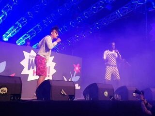 Flonti Stacks liet de Woo Hah-crowd helemaal los gaan