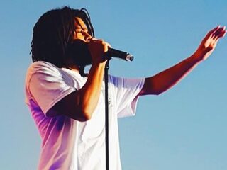 Het dak ging eraf tijdens het optreden van J. Cole op WOO HAH!