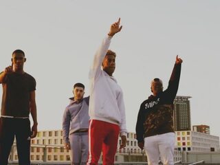 Jongeren uit de Schilderswijk rappen over problematiek in hun buurt