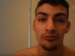 Boef in nieuwe vlog onderweg naar de rechtbank: "Zie ik er schuldig uit?"