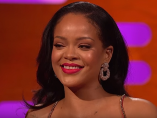 Rihanna bevestigt dat ze aan een nieuw album werkt