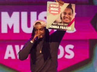 Jonna Fraser over Lowlands: ''Ik ga niet in een tentje slapen, maar ik blijf sowieso chillen''