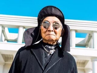 Deze 84-jarige opa gaat viral met zijn coole foto's