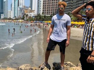 Afro Bros: “Er komen nieuwe hits aan met J.Balvin, Piso 21 en Sebastian Yatra”