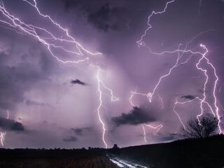 KNMI waarschuwt met code geel voor hagel en windstoten