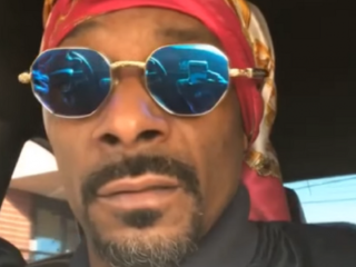 Snoop Dogg disst twittergekkie Kanye West: "Zoek Drake gewoon op in real life!"