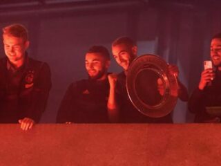 Zo vierden de Ajaxspelers feest na winnen landstitel