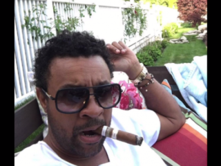 Shaggy zingt over die 'Waist Line' in de nieuwe Nandoleaks