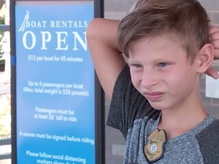 Hartverscheurende video van adoptiekind zorgt voor bizar veel aanmeldingen