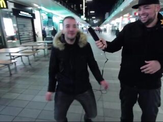 'Fucked up vraag: kijk je weleens porno?'