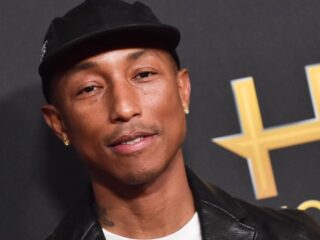 Pharrell kondigt aan dat Juneteenth betaalde vrije feestdag wordt in Virginia