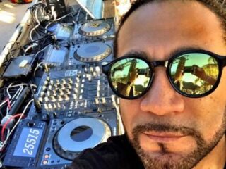 The MiX: DJ Fai-Oz