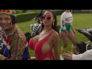 Ronnie Flex teaset track met bubbling, bachata en reggaeton-vibes