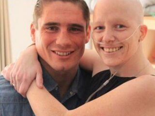 Rico Verhoeven verrast zieke fan: ''Ik vergat de pijn en de ziekte gewoon even''