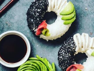 FOODTREND: Sushi donuts